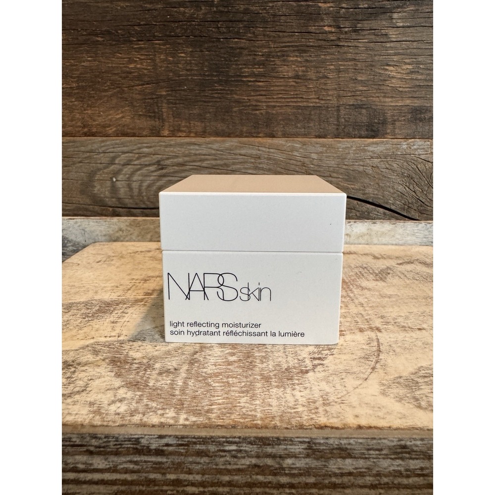 NARS Light Reflecting Moisturizer 1.7oz – Hydrating Glow Cream – New